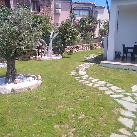 סאן תאודורו Villetta Cala D'Ambra מראה חיצוני תמונה