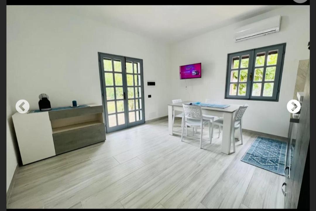 סאן תאודורו Villetta Cala D'Ambra מראה חיצוני תמונה